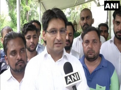 Article 370 temporary, not relevant in today's situation: Deepender Hooda | Article 370 temporary, not relevant in today's situation: Deepender Hooda