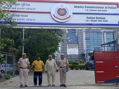 Delhi Police bust immigration racket, arrest 2 agents for duping people on pretext of sending them abroad | Delhi Police bust immigration racket, arrest 2 agents for duping people on pretext of sending them abroad