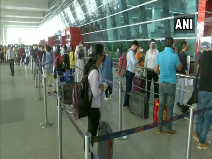 Delhi: Long queue of passengers outside Terminal 3 as domestic air services resume | Delhi: Long queue of passengers outside Terminal 3 as domestic air services resume