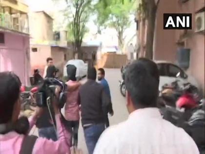 Delhi Police apprehend one person in IB officer's murder case | Delhi Police apprehend one person in IB officer's murder case Delhi Police apprehend one person in IB officer's murder case | Delhi Police apprehend one person in IB officer's murder case
