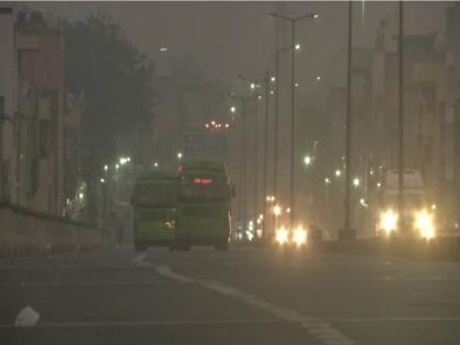 Delhi's air quality in very poor category | Delhi's air quality in very poor category Delhi's air quality in very poor category | Delhi's air quality in very poor category