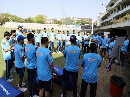 Delhi Capitals players Ishant, Rahane, Umesh Yadav begin training for IPL 2021 | Delhi Capitals players Ishant, Rahane, Umesh Yadav begin training for IPL 2021