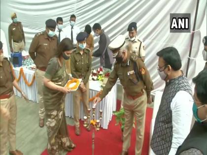 Delhi Police Commissioner celebrates Diwali at Ashoka Police Line | Delhi Police Commissioner celebrates Diwali at Ashoka Police Line Delhi Police Commissioner celebrates Diwali at Ashoka Police Line | Delhi Police Commissioner celebrates Diwali at Ashoka Police Line