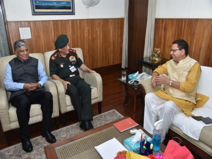 CDS Bipin Rawat, NTRO chief Dhasmana meet Uttarakhand CM Dhami to discuss development of border areas | CDS Bipin Rawat, NTRO chief Dhasmana meet Uttarakhand CM Dhami to discuss development of border areas