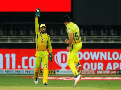 IPL 13: Dhoni completes 100 catches as wicketkeeper | IPL 13: Dhoni completes 100 catches as wicketkeeper