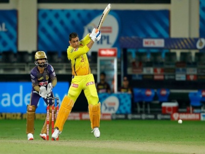 Dhoni needs to bat higher, you can't be leading when you're batting at no.7: Gambhir | Dhoni needs to bat higher, you can't be leading when you're batting at no.7: Gambhir