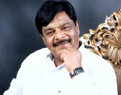 Siddaramaiah will be CM for 5 yrs, says K'taka Social Welfare Minister | Siddaramaiah will be CM for 5 yrs, says K'taka Social Welfare Minister