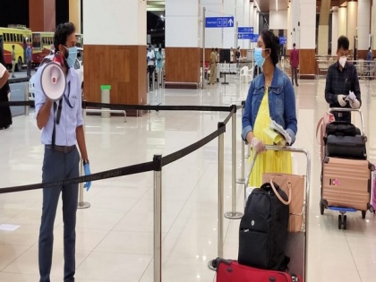 AI Express repatriation flight carrying 181 passengers including 75 pregnant women lands in Kochi | AI Express repatriation flight carrying 181 passengers including 75 pregnant women lands in Kochi