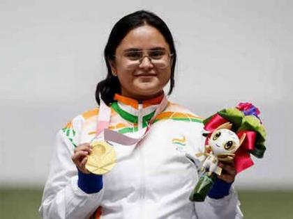 Tokyo Paralympics: Gold medallist Avani Lekhara displays her singing skills | Tokyo Paralympics: Gold medallist Avani Lekhara displays her singing skills