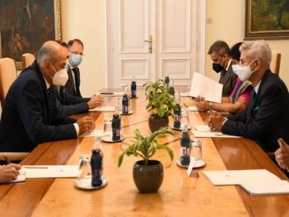 Jaishankar meets Slovenian PM, discusses bilateral ties between countries | Jaishankar meets Slovenian PM, discusses bilateral ties between countries