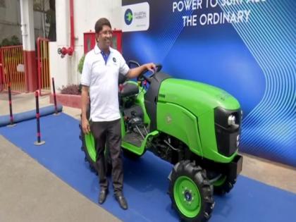 Hyderabad start-up rolls out e-tractor, promises lower cost of ownership | Hyderabad start-up rolls out e-tractor, promises lower cost of ownership