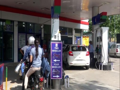 Petrol, diesel prices hiked; petrol nears Rs 100 in Mumbai | Petrol, diesel prices hiked; petrol nears Rs 100 in Mumbai