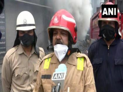 No casualties reported in fire at showrooms of Delhi's Lajpat Nagar market | No casualties reported in fire at showrooms of Delhi's Lajpat Nagar market
