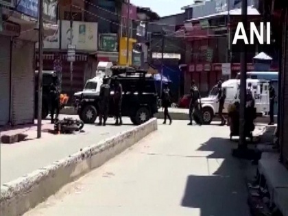 Two policemen, two civilians killed in terrorist attack in J-K's Sopore | Two policemen, two civilians killed in terrorist attack in J-K's Sopore