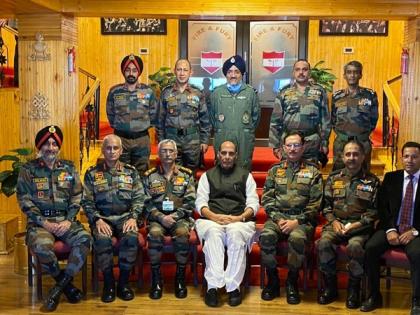 Army briefs Rajnath Singh over security situation in Eastern Ladakh | Army briefs Rajnath Singh over security situation in Eastern Ladakh