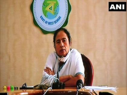 Mamata attacks Bengal Governor; says, 'Dhankhar is corrupt man, chargesheeted in hawala scandal' | Mamata attacks Bengal Governor; says, 'Dhankhar is corrupt man, chargesheeted in hawala scandal'