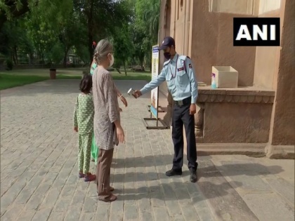 People visit Delhi monuments on first day of reopening after COVID-19 lockdown | People visit Delhi monuments on first day of reopening after COVID-19 lockdown