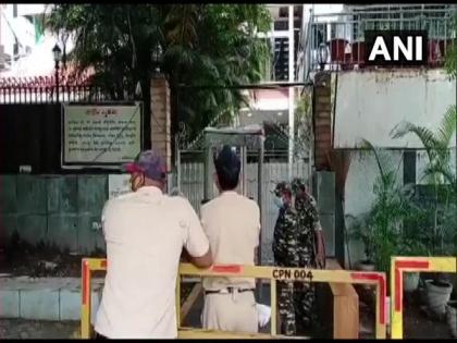 ED raids Anil Deshmukh's residence in money laundering case | ED raids Anil Deshmukh's residence in money laundering case