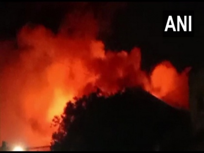 Massive fire breaks out at cinema hall in Kolkata | Massive fire breaks out at cinema hall in Kolkata