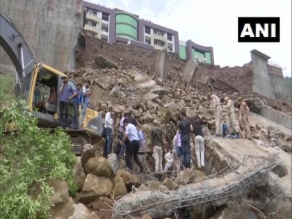 One killed in wall collapse in J-K's Rajouri | One killed in wall collapse in J-K's Rajouri