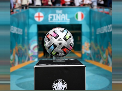 Euro 2020: Disrespectful English fans boo Italy's national anthem | Euro 2020: Disrespectful English fans boo Italy's national anthem