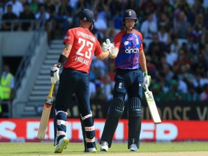 Buttler, Mahmood shine as England defeat Pak in second T20I | Buttler, Mahmood shine as England defeat Pak in second T20I