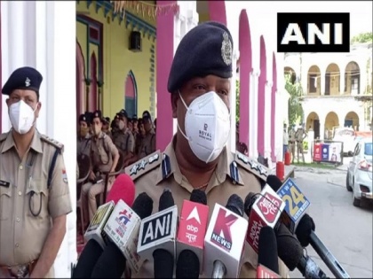 Police to monitor U'khand borders to prevent Kanwariyas from entering Haridwar | Police to monitor U'khand borders to prevent Kanwariyas from entering Haridwar