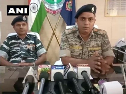 Chhattisgarh police arrests wanted Naxalite commander Tiger Hoonga | Chhattisgarh police arrests wanted Naxalite commander Tiger Hoonga