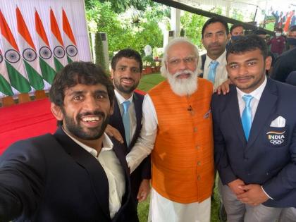 If I would've left Sanayev, he might have won the bout: Dahiya tells PM Modi | If I would've left Sanayev, he might have won the bout: Dahiya tells PM Modi