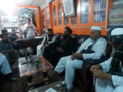 Hindus, Sikhs in Afghanistan take refuge at Karte Parwan Gurdwara in Kabul; Taliban assures them safety | Hindus, Sikhs in Afghanistan take refuge at Karte Parwan Gurdwara in Kabul; Taliban assures them safety