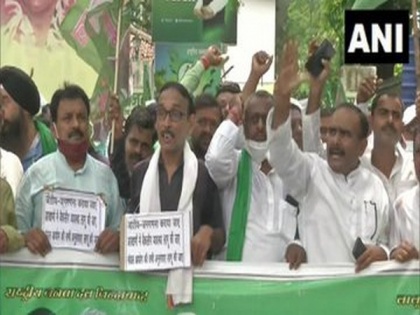 Patna: RJD holds protest outside party office demanding implementation of caste-based census | Patna: RJD holds protest outside party office demanding implementation of caste-based census