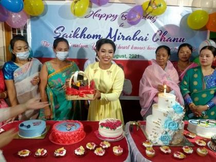 Olympic medallist Mirabai Chanu celebrates 'special' birthday with family | Olympic medallist Mirabai Chanu celebrates 'special' birthday with family