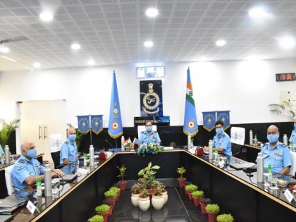 IAF chief RKS Bhadauria attends Commanders' Conference of Maintenance Command in Nagpur | IAF chief RKS Bhadauria attends Commanders' Conference of Maintenance Command in Nagpur