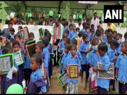 Schools reopen in Naxal-dominated tribal villages in Chattisgarh after 16 years of efforts | Schools reopen in Naxal-dominated tribal villages in Chattisgarh after 16 years of efforts