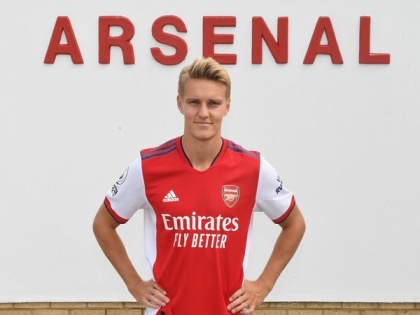 Martin Odegaard re-joins Arsenal from Real Madrid | Martin Odegaard re-joins Arsenal from Real Madrid