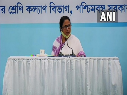 Mamata Banerjee 'shocked' by National Monetisation Pipeline, says Centre can't sell country's assets | Mamata Banerjee 'shocked' by National Monetisation Pipeline, says Centre can't sell country's assets
