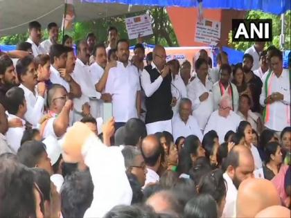 DK Shivakumar arrest: Congress workers protest in Karnataka, Delhi | DK Shivakumar arrest: Congress workers protest in Karnataka, Delhi