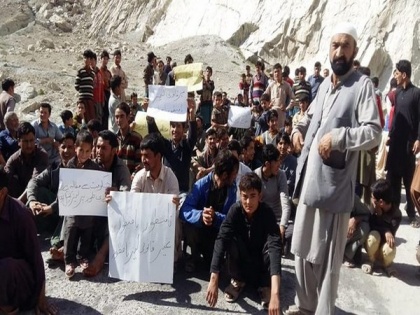 PoK: People protest in Gilgit Baltistan against Pak decision to lease land to China | PoK: People protest in Gilgit Baltistan against Pak decision to lease land to China