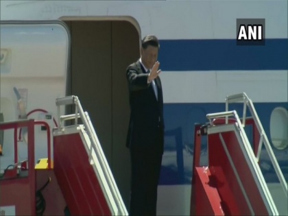 Chinese Pres wraps up Chennai visit, leaves for Nepal | Chinese Pres wraps up Chennai visit, leaves for Nepal