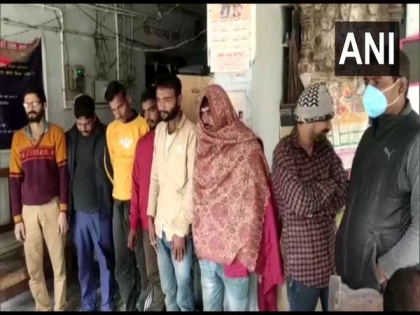 Illicit liquor den busted in Bihar's Muzaffarpur, 8 arrested | Illicit liquor den busted in Bihar's Muzaffarpur, 8 arrested