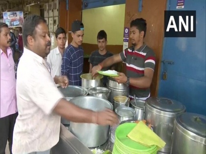 Bengaluru restaurants increase usage of onions after its prices fall | Bengaluru restaurants increase usage of onions after its prices fall