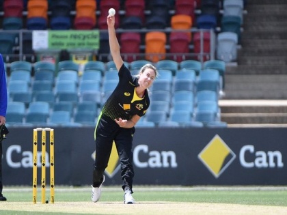 Women's Tri-series: Ellyse Perry's all-round show helps Australia defeat India | Women's Tri-series: Ellyse Perry's all-round show helps Australia defeat India