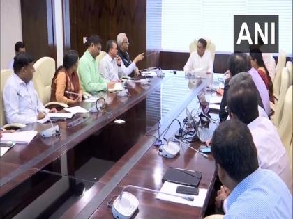 Coronavirus: Kamal Nath holds meeting, reviews preparedness | Coronavirus: Kamal Nath holds meeting, reviews preparedness Coronavirus: Kamal Nath holds meeting, reviews preparedness | Coronavirus: Kamal Nath holds meeting, reviews preparedness