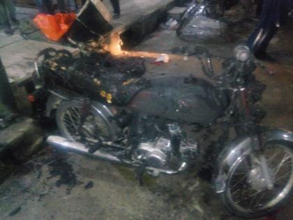 5 injured in Rawalpindi cracker bomb blast | 5 injured in Rawalpindi cracker bomb blast 5 injured in Rawalpindi cracker bomb blast | 5 injured in Rawalpindi cracker bomb blast