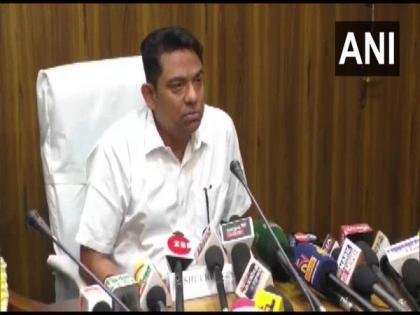Crew member of ship moved to Cuttack hospital over suspected Coronavirus | Crew member of ship moved to Cuttack hospital over suspected Coronavirus Crew member of ship moved to Cuttack hospital over suspected Coronavirus | Crew member of ship moved to Cuttack hospital over suspected Coronavirus