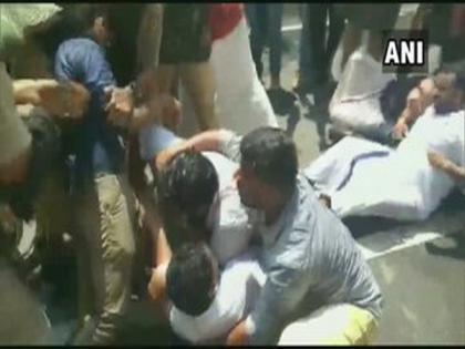Kerala BJP Youth Wing chief, workers arrested for protesting against student death | Kerala BJP Youth Wing chief, workers arrested for protesting against student death Kerala BJP Youth Wing chief, workers arrested for protesting against student death | Kerala BJP Youth Wing chief, workers arrested for protesting against student death