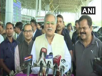 Chhattisgarh CM takes jibe at Scindia, says People leave by roaring and return to party by wagging their tails | Chhattisgarh CM takes jibe at Scindia, says People leave by roaring and return to party by wagging their tails Chhattisgarh CM takes jibe at Scindia, says People leave by roaring and return to party by wagging their tails | Chhattisgarh CM takes jibe at Scindia, says People leave by roaring and return to party by wagging their tails