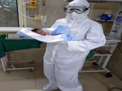 COVID-19 positive patient delivers baby via C-section in Agra | COVID-19 positive patient delivers baby via C-section in Agra