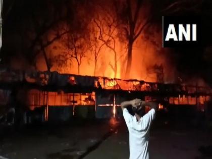 Fire breaks out in IIT Kharagpur Market | Fire breaks out in IIT Kharagpur Market