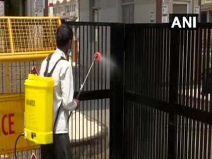 Sanitisation being carried out at Delhi's Gazipur wholesale market | Sanitisation being carried out at Delhi's Gazipur wholesale market Sanitisation being carried out at Delhi's Gazipur wholesale market | Sanitisation being carried out at Delhi's Gazipur wholesale market